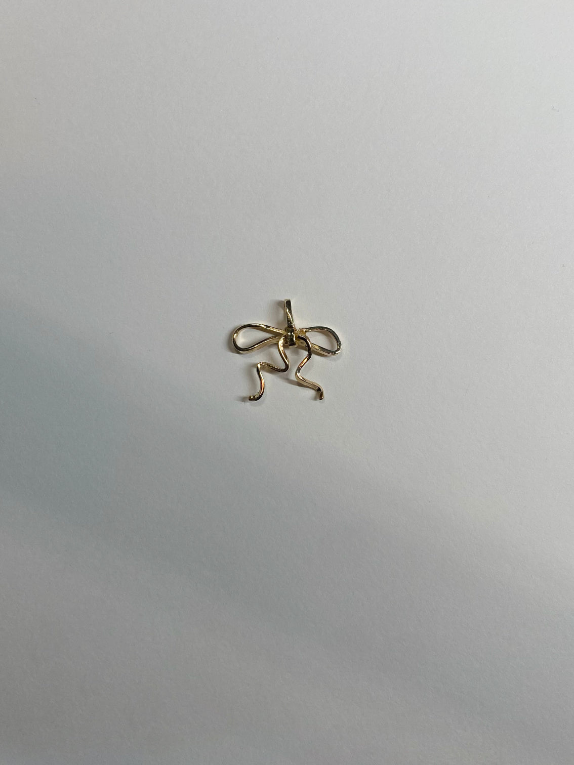 Medium Gold Ribbon Bow Charm